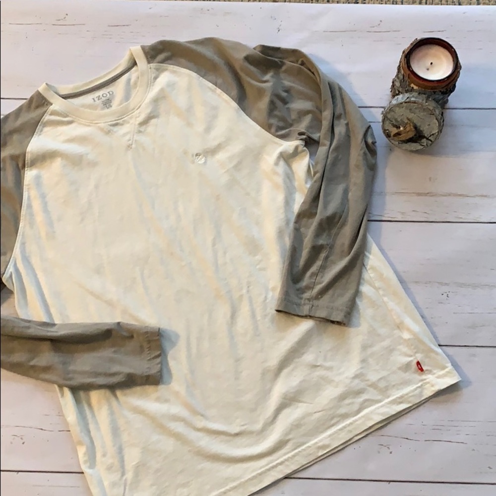 Men’s longsleeve Izod shirt